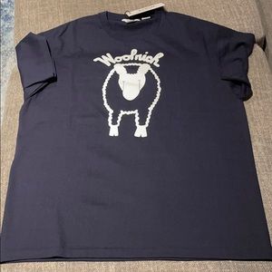 Woolrich short sleeve men’s M navy logo T-shirt
